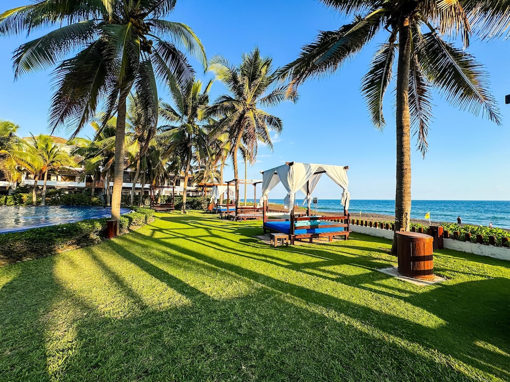 Villas Le Suisse Monterrico