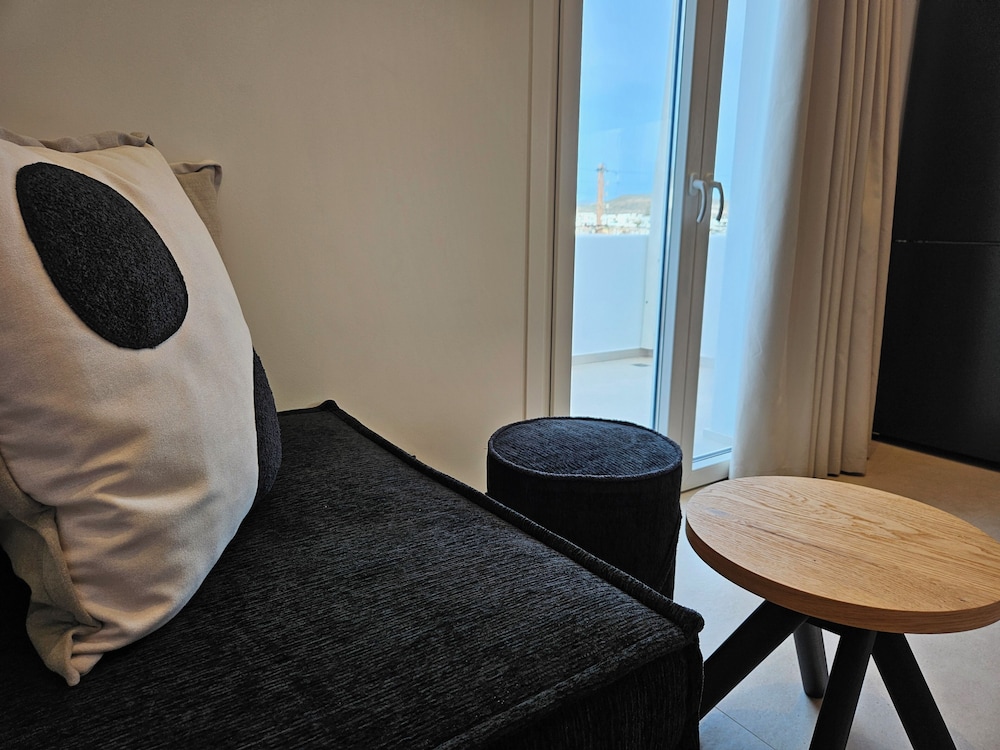 Aristotle Suites