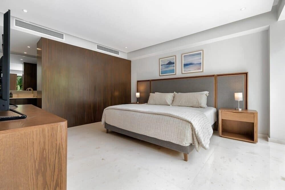 Amazing Condo - Beach Access - Spa - Pool