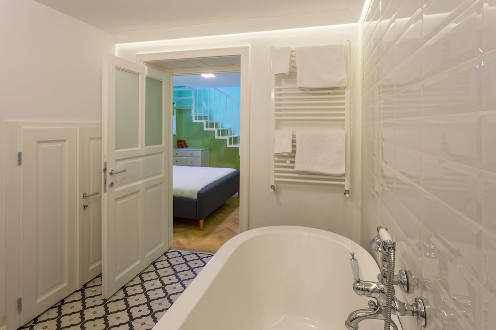 Good Living Bucharest