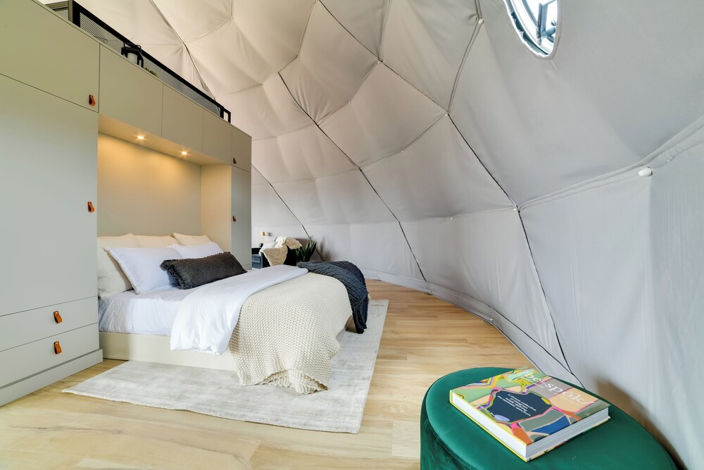 Glamping Getaway at The Coyote Dome in Franklin