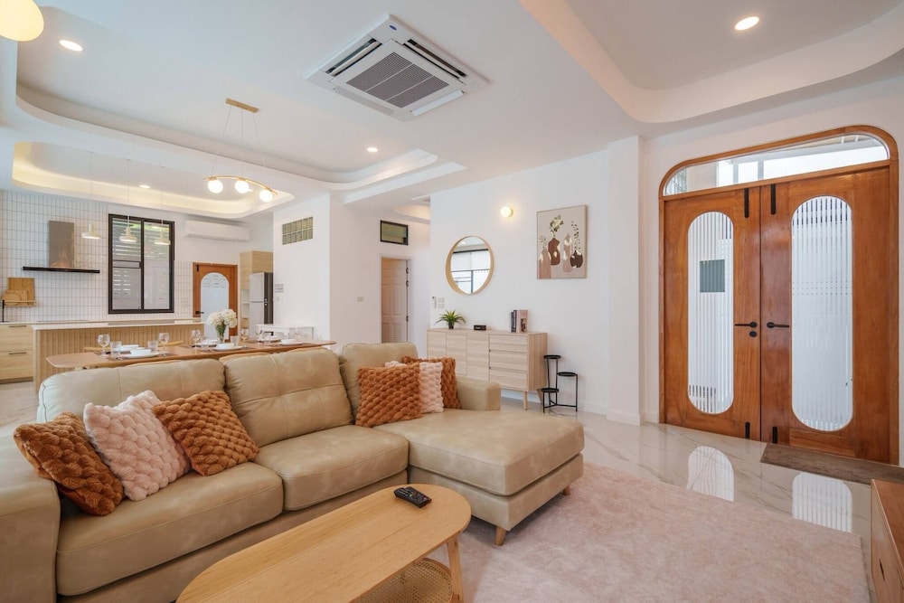 Ayas Retreat - Muji Ekkamai Pool Villa With 4 Bedrooms
