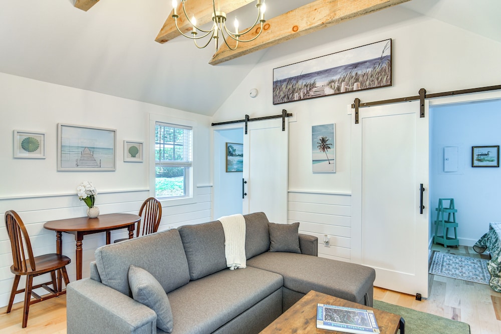 Walk to Main St: Osterville Village Gem w/ Patio