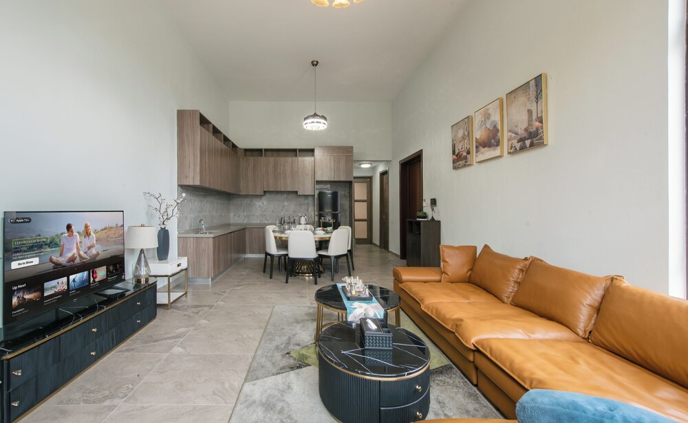 Forest City Golf Villa by A & Home Party