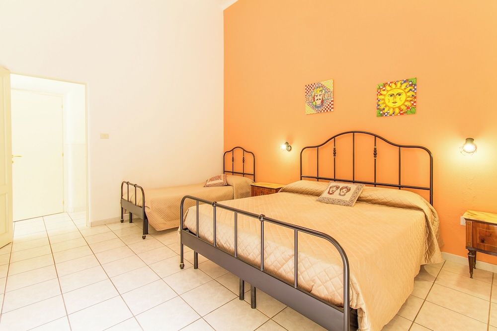 Sicula home in the city center view 5