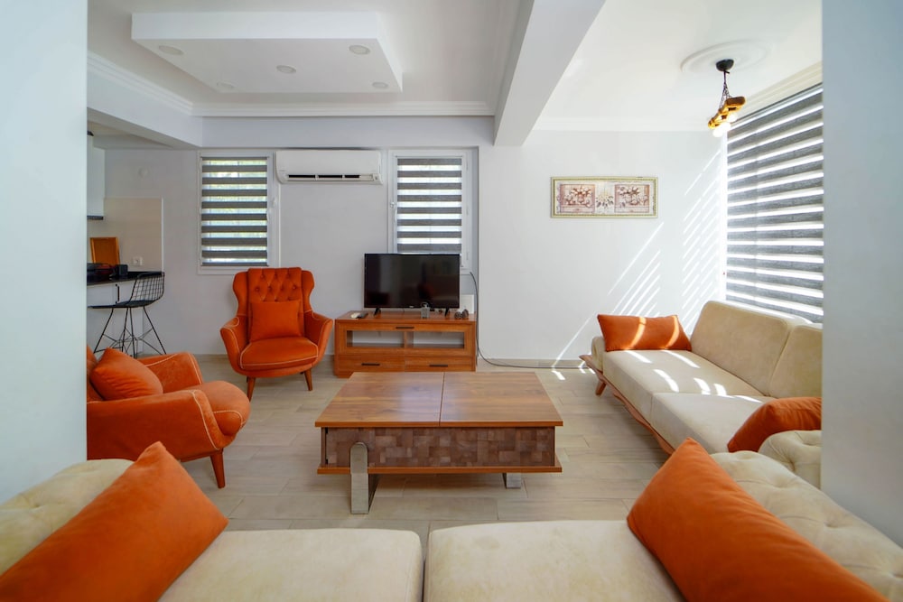 Villa w Private Pool Garden 10 min to Oludeniz