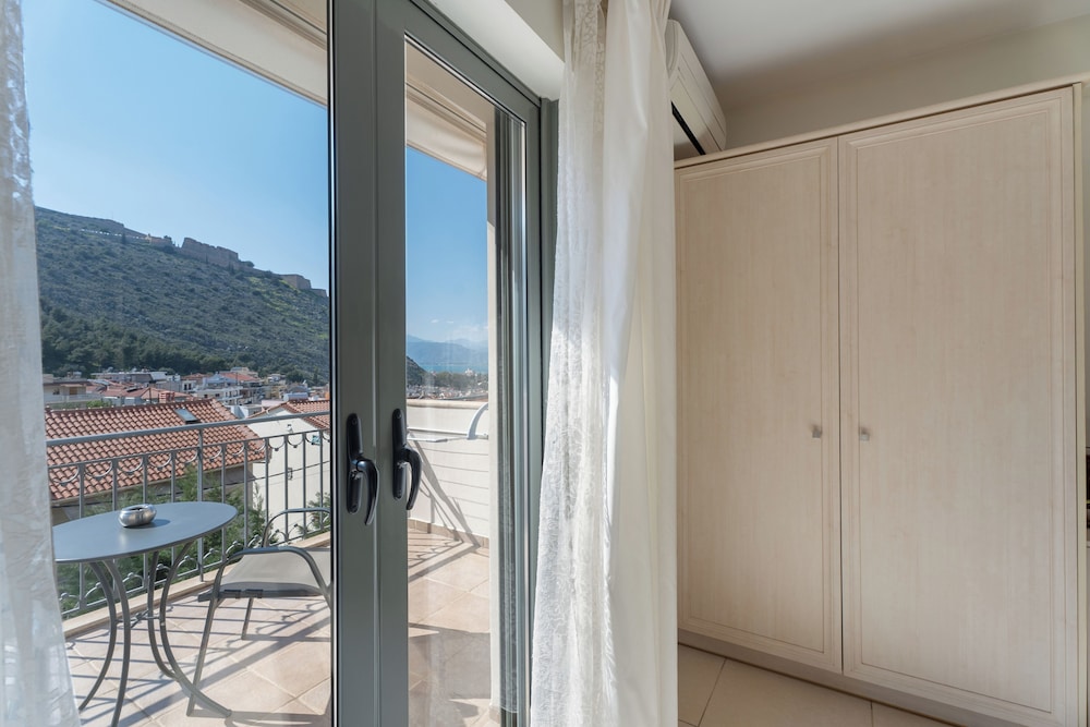Aerinon Guesthouse