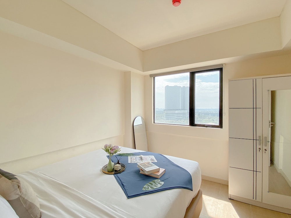 Comfortable 2Br With Extra Room At Meikarta Apartment