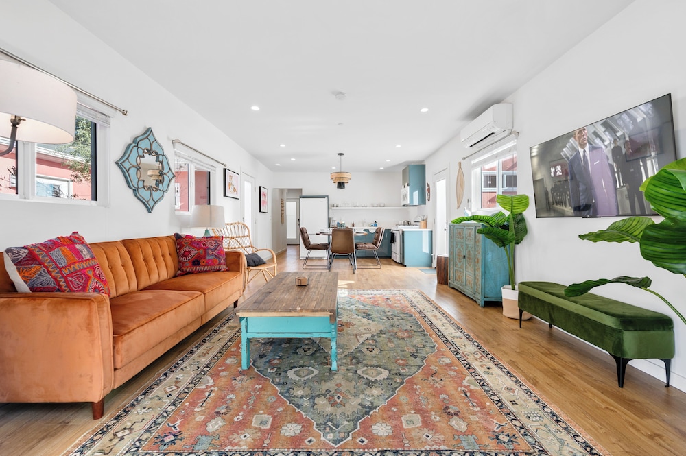 The Gower Street Bungalows by AvantStay