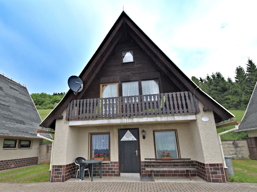 Finnhutte in Trusetal Near Waterfall