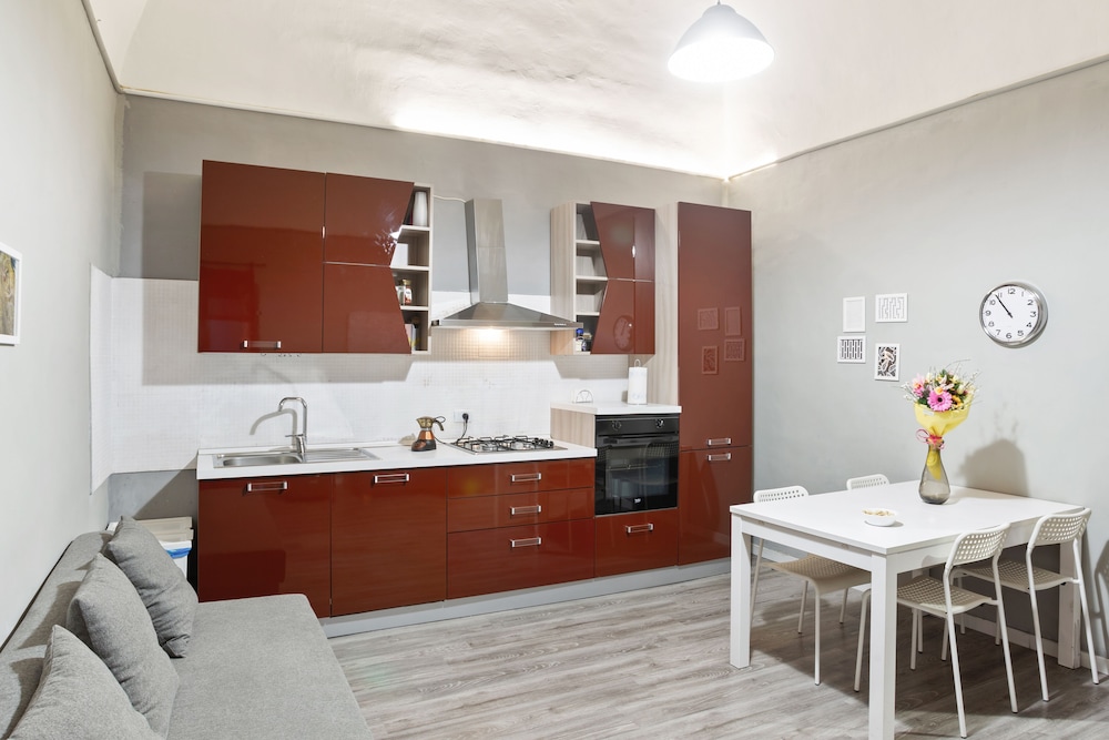 Donna Rosa Apartment a 2 passi dal Tribunale