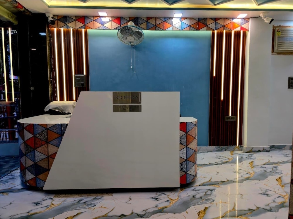 Hotel Shiv Grand SV
