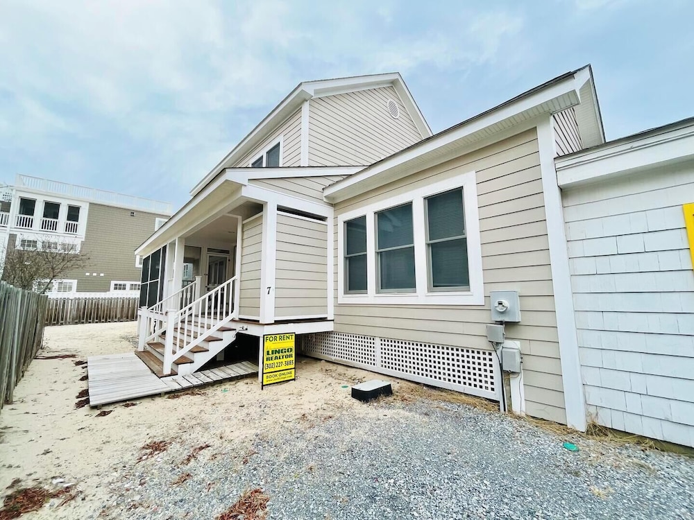 Dicinson Avenue 7B