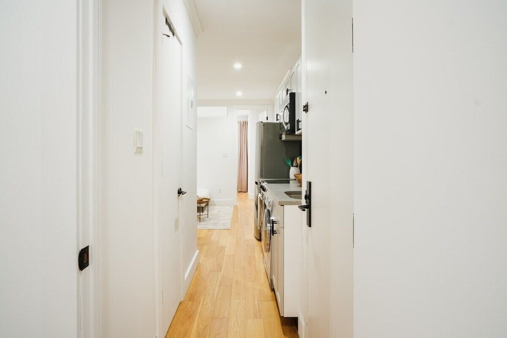 1288 UES Apartments