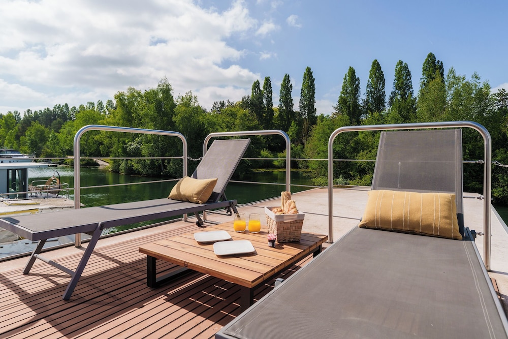 L'Escale Royale Verneuil-sur-Seine