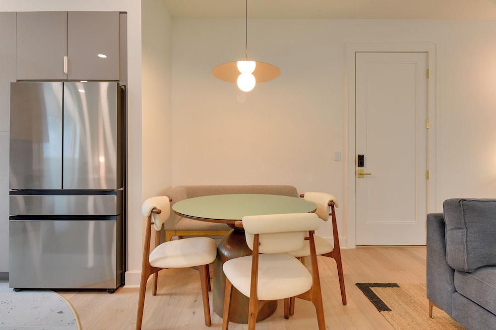 Stroll to Shore, Modern Santa Rosa Beach Duplex!
