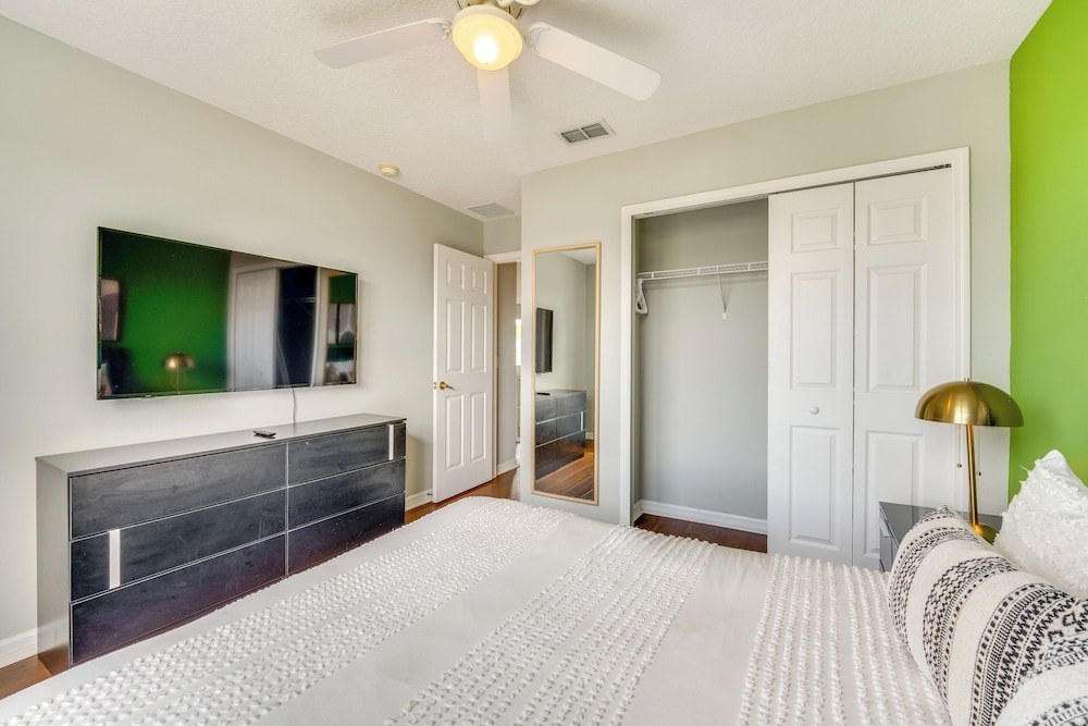 Luxury Championsgate Home Near Disney Parks!