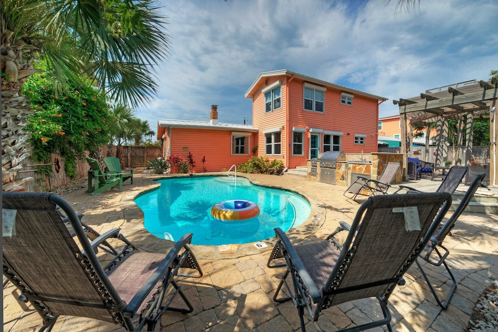 The Koi Marlin Port A Home w/ Pool, Pond, Grill & Near Beach + Marinas