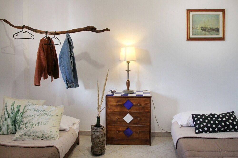 Tenuta Piana 1: Direct Access to the sea