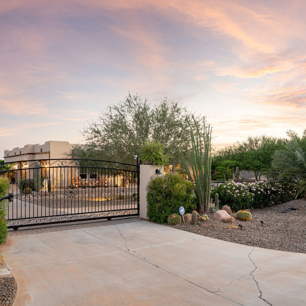 Villa Lola Tuscan Inspired Gem w Pool Hot Tub view 5