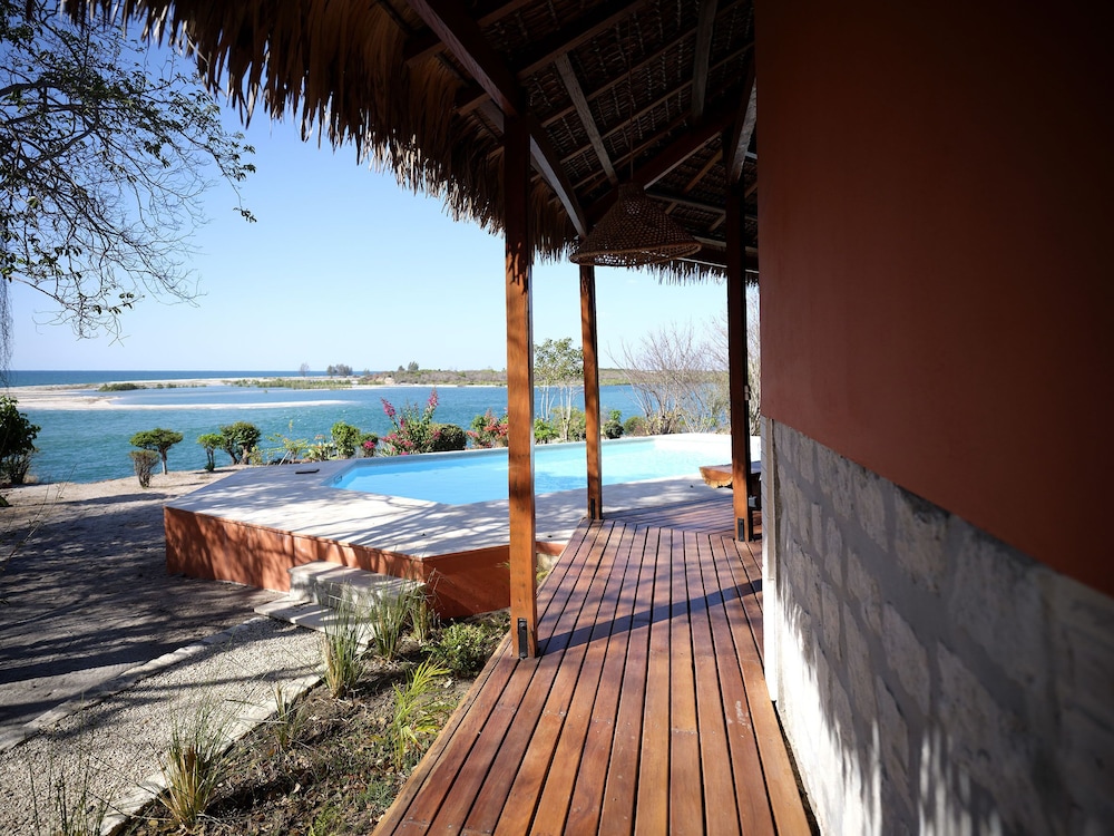 Antsanitia Resort