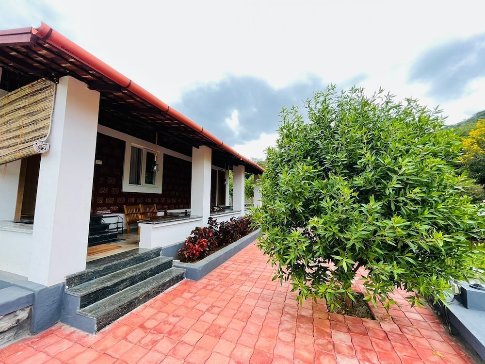 Aara Jungle Resortes Pvt Ltd