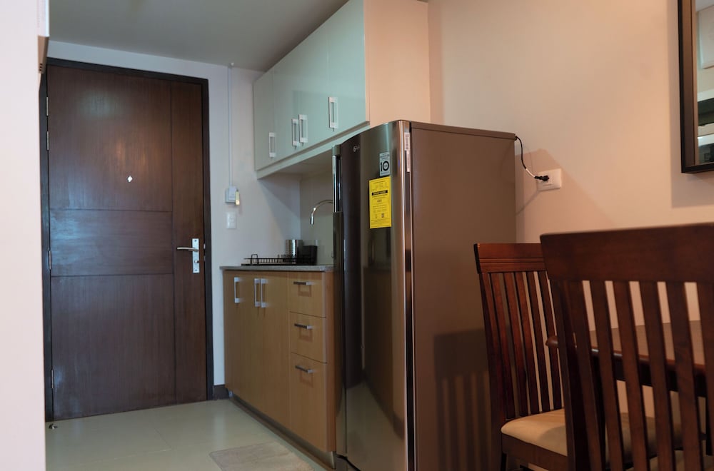 Uptown Park Suites Tower 1