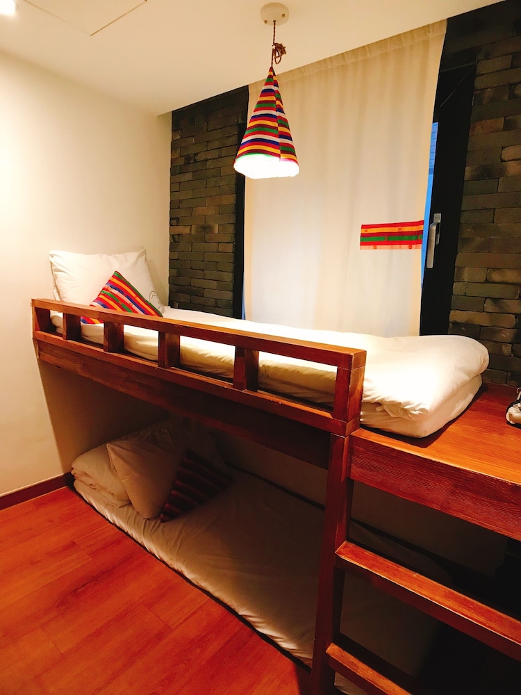 Hwon Guest House