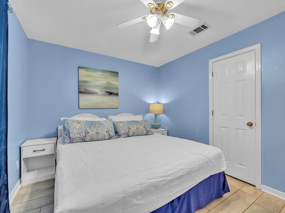 Beachside Villas 1211