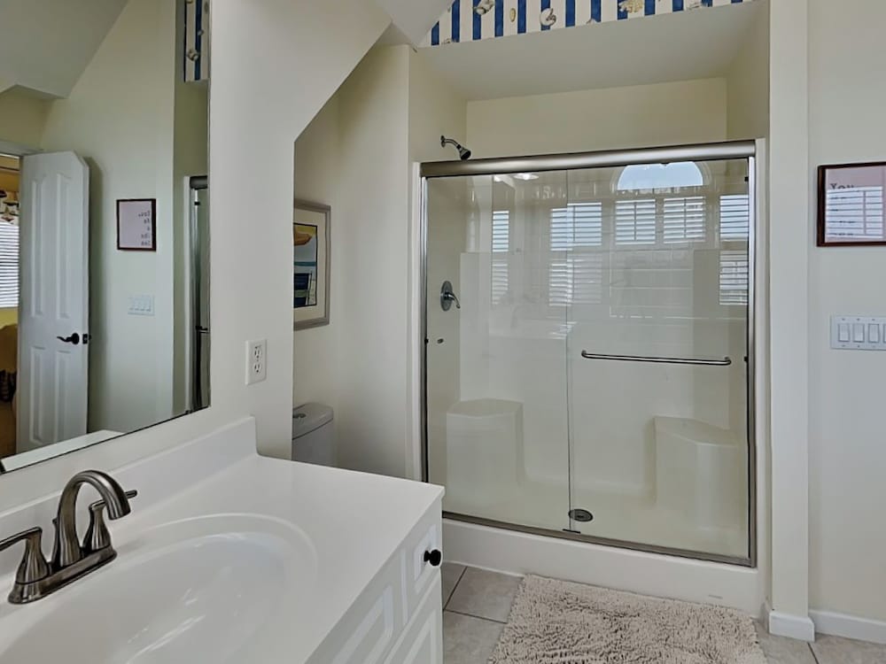 Ocean Splendor by Topsail Realty