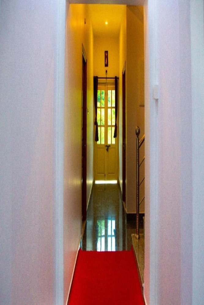 Rainbow Residency ECR view 3