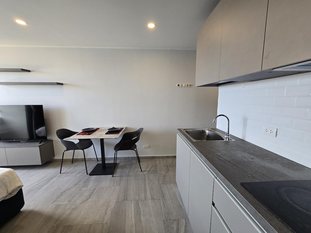 Urban Tide Studio T3 -626