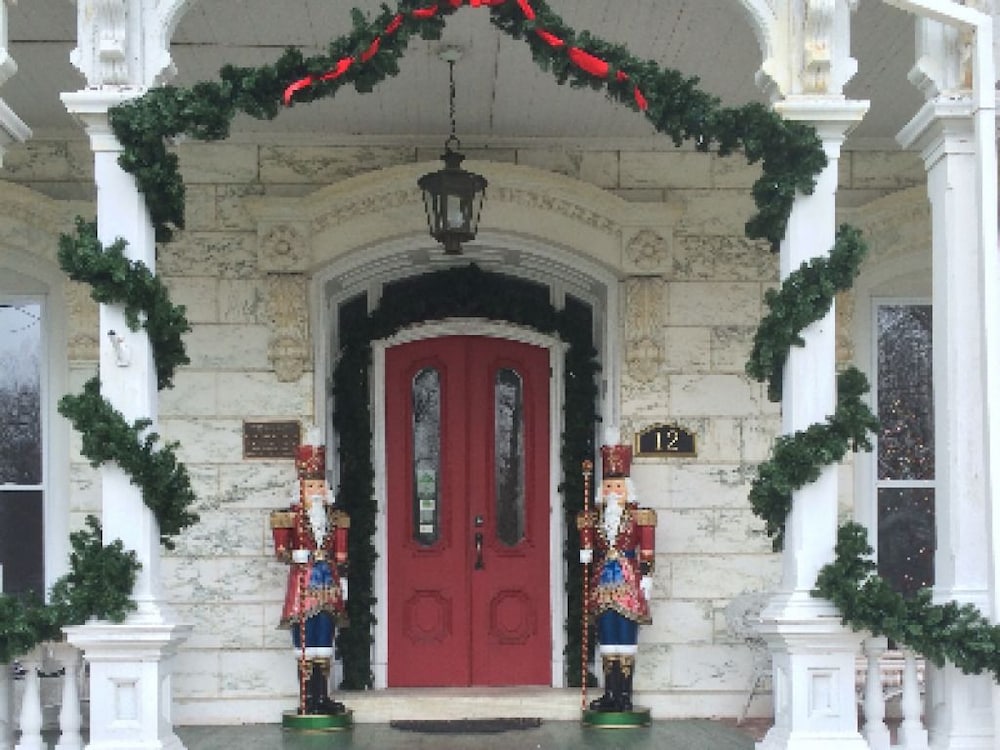 Marble Mansion Inn
