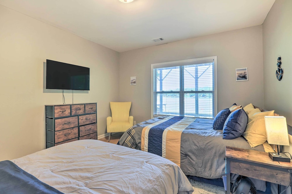Milledgeville Vacations - Lakefront Eatonton Getaway w/ Dock  Grill! - Property Image 2