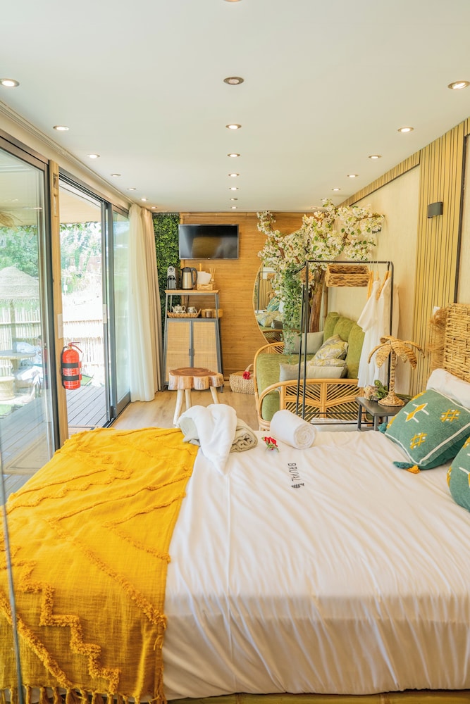 Bruval Eco Retreat & Eco Village