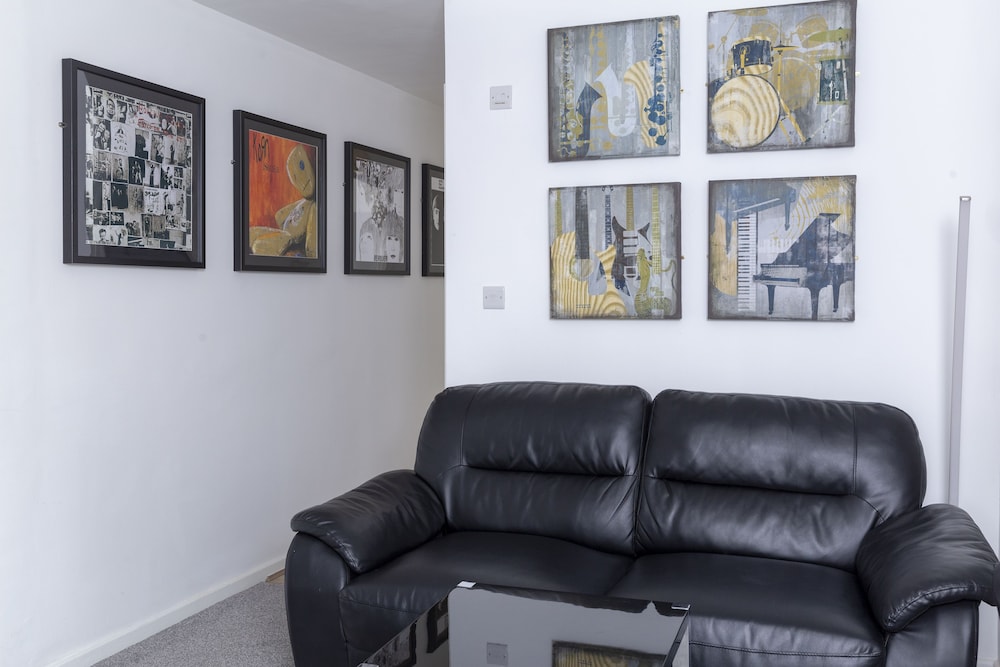 River Court Apartments LETS