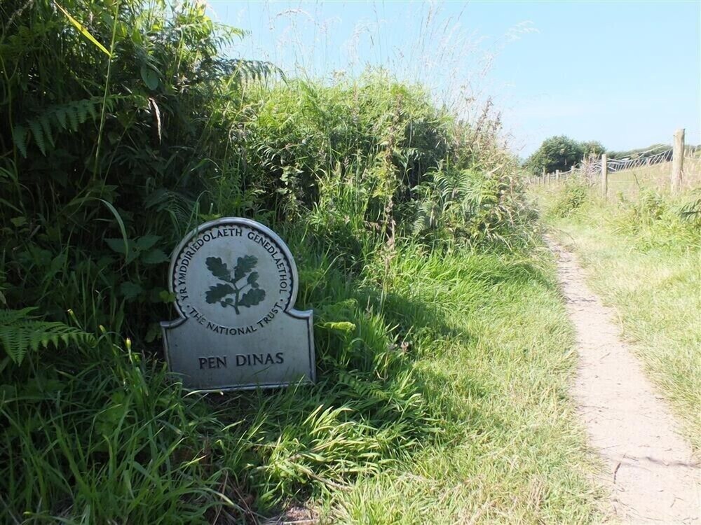 Dinas Island Cottage