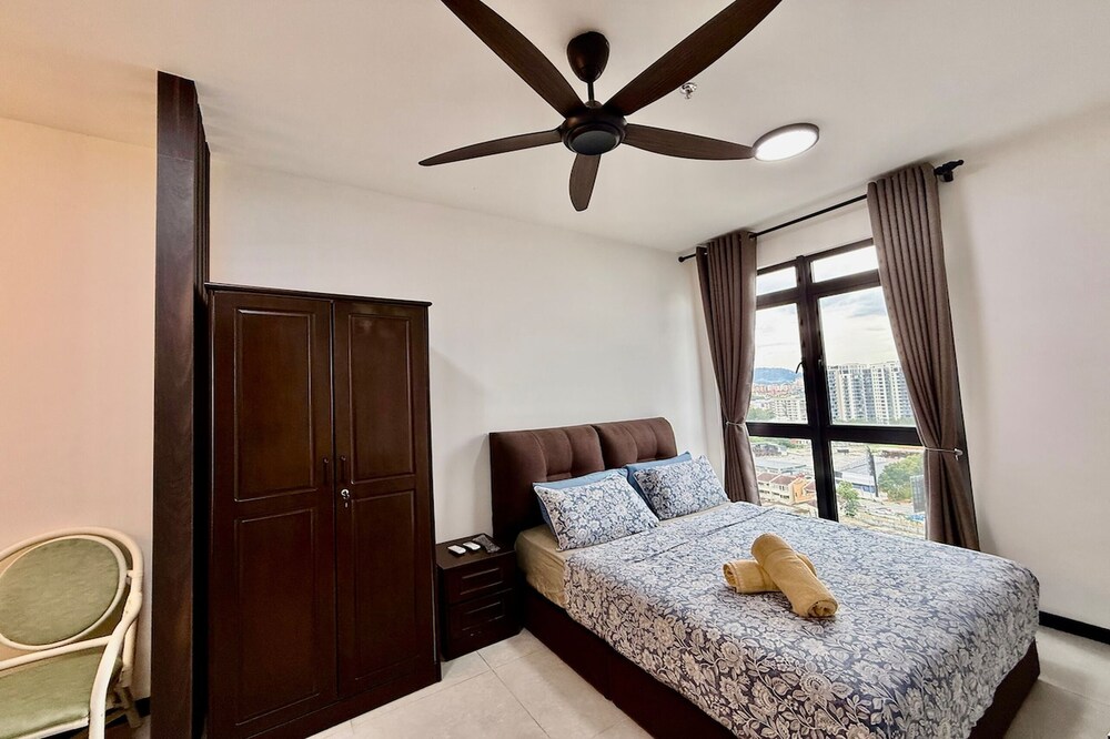 Neu Suites Horizon View Apartments