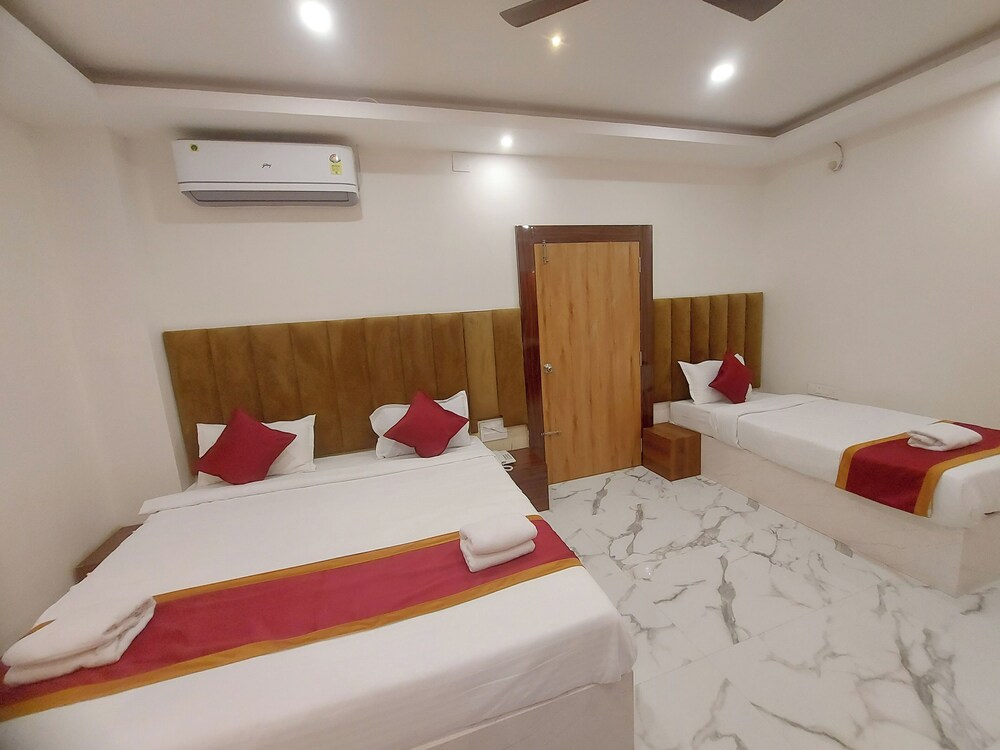 Hotel MJR - Free Pickup and Drop Temple, Sea Beach & Puri Railway Station
