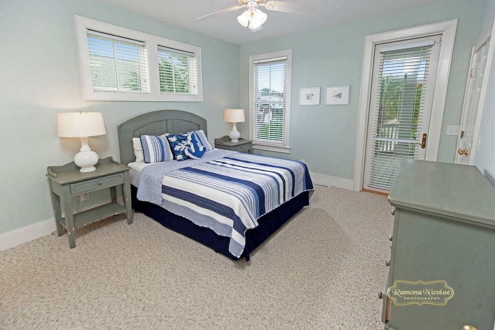 Lachicotte Vacation Rentals