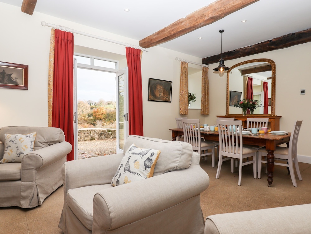 Dishcombe Cottage