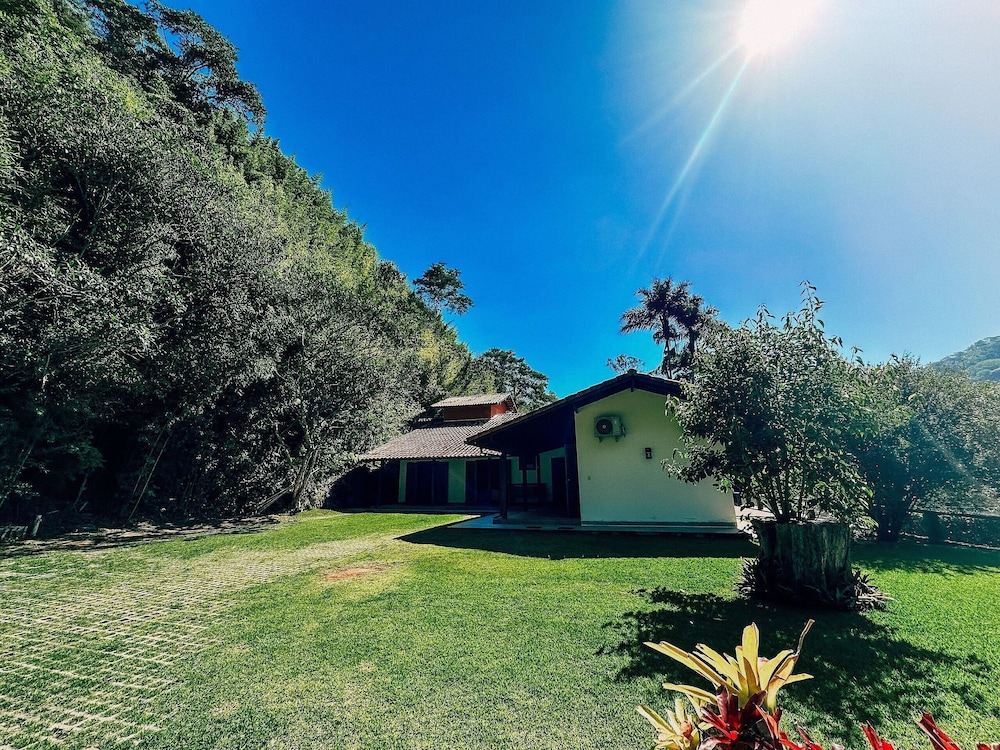 Casa Rio Habitat