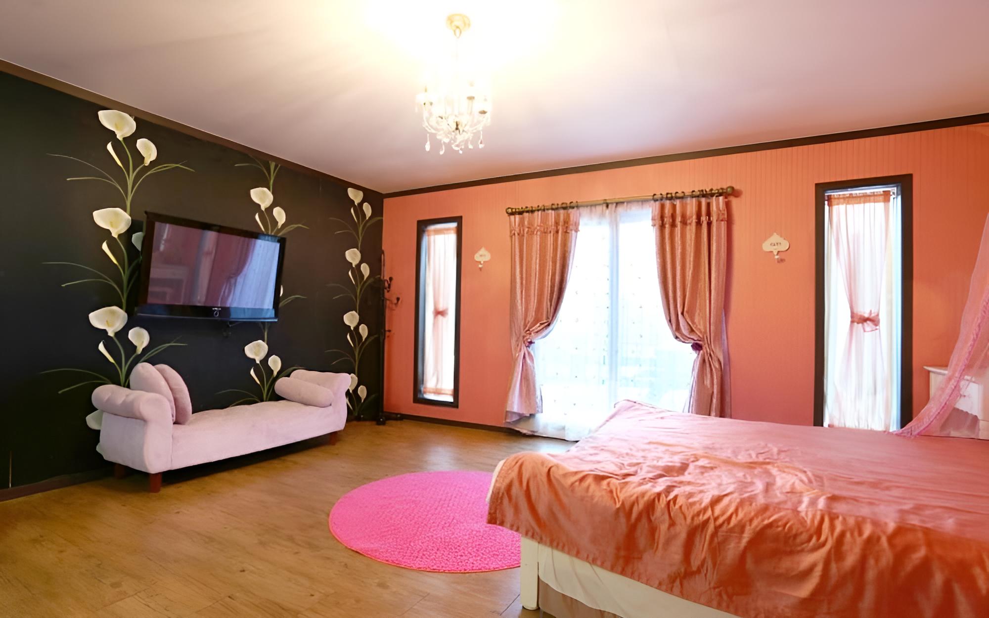 Hoengseong Lohengrin Pension view 2