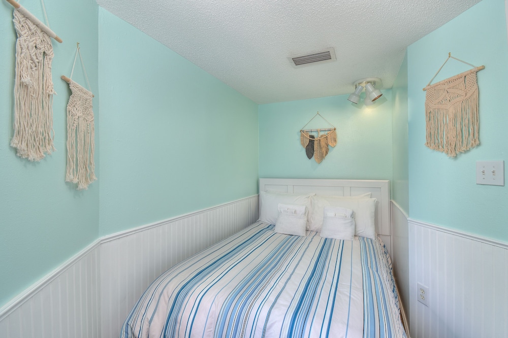 Units at St. Clements at Caravelle by Elliott Beach Rentals
