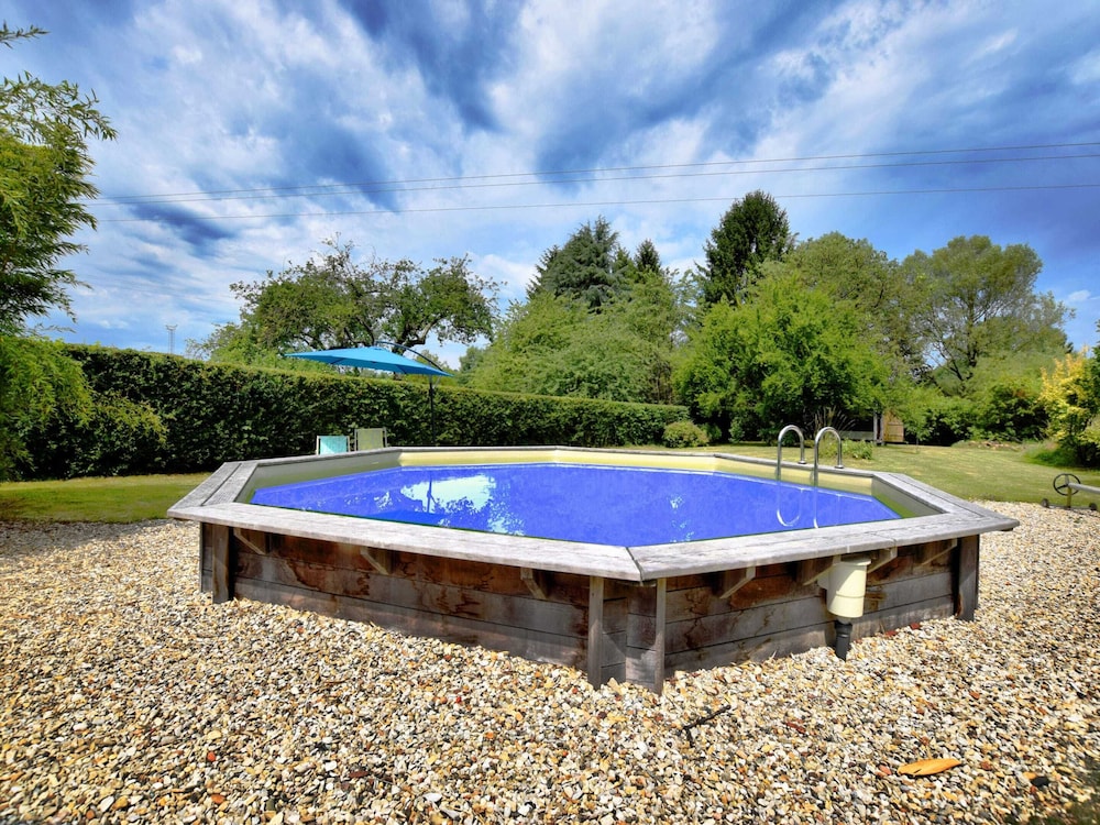 Holiday Home in Virton With Swimming Pool view 3