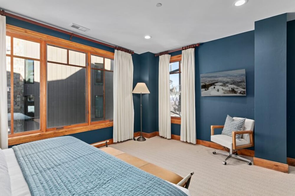 305 - Three Bedroom Shooting Star 3 Condo