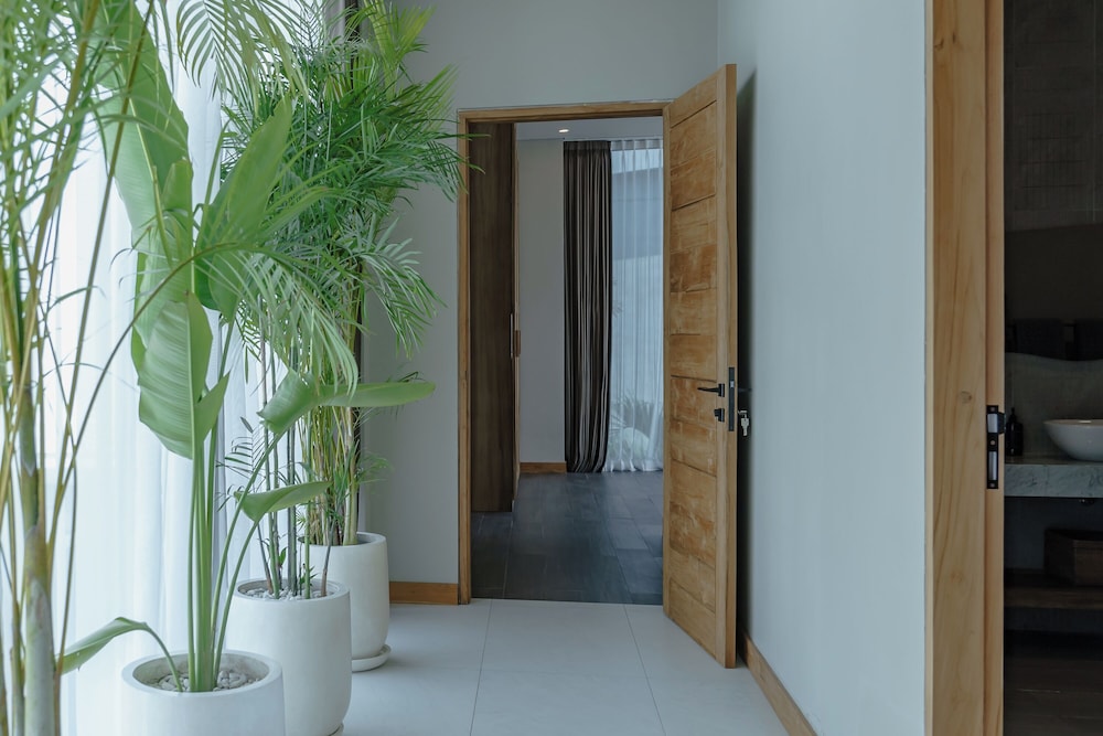 AMO Residences