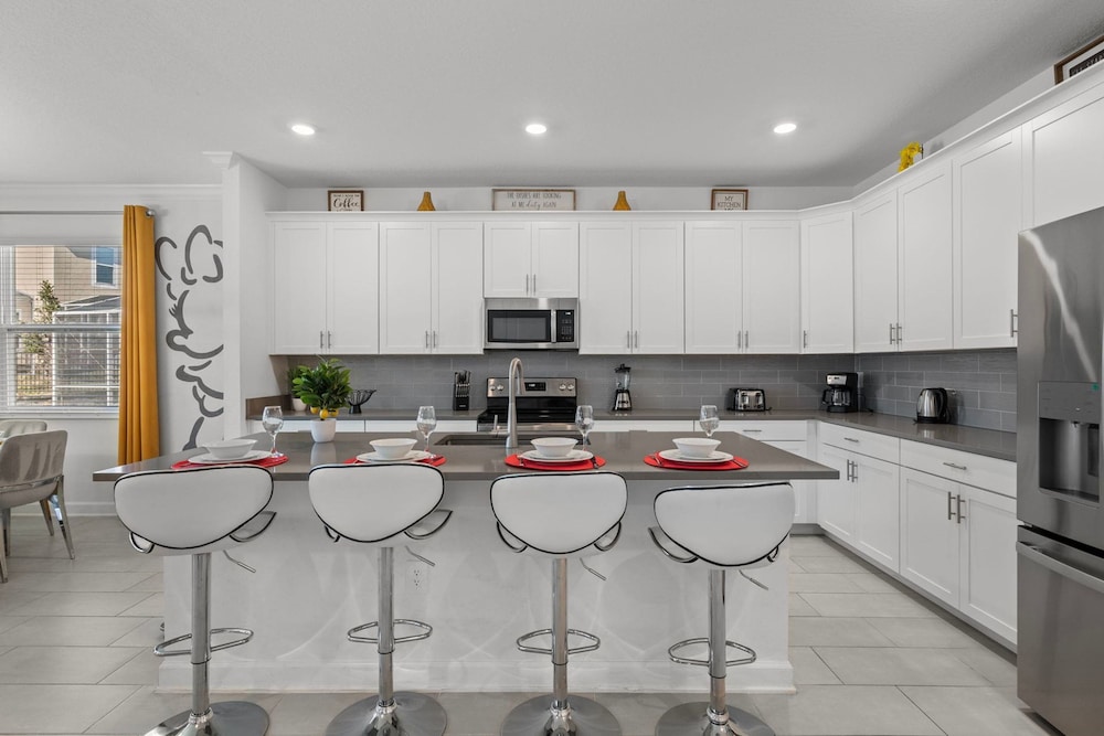 Fully Themed 6bed Fantasy Escape Near Disney