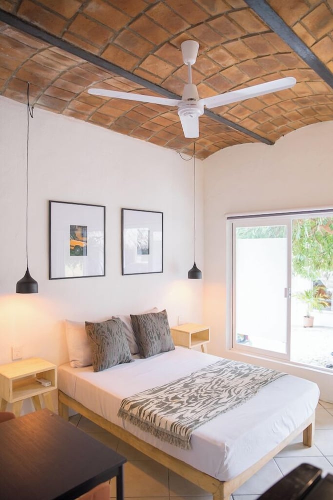 Sayula Home