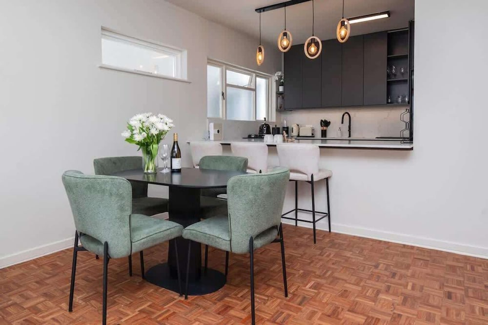 Modern 2 Bedroom Apartment Pleasant Ways Seapoint